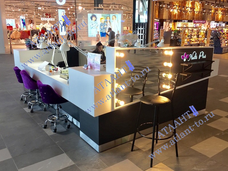 Нейл бар в ТРЦ «Саларис»